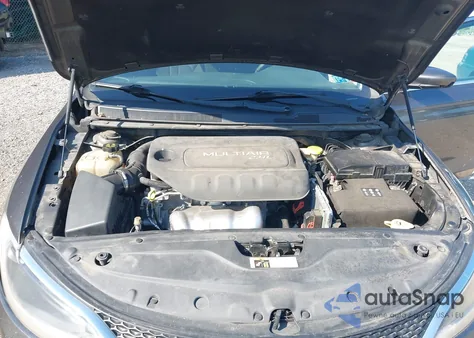 2015 Chrysler 200 Limited из США, поврежденный, VIN 1C3CCCAB5FN504114